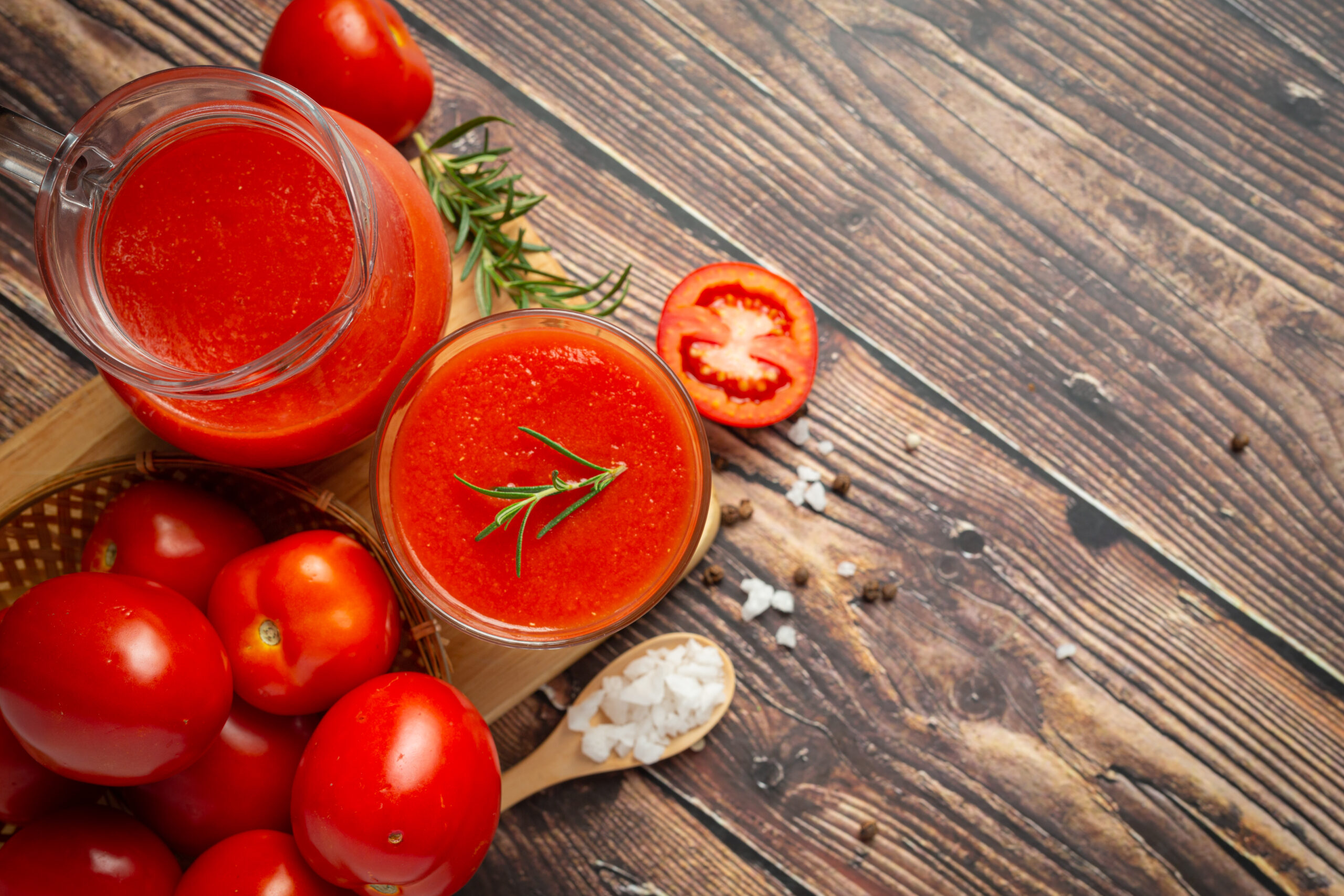 fresh tomato juice ready to serve