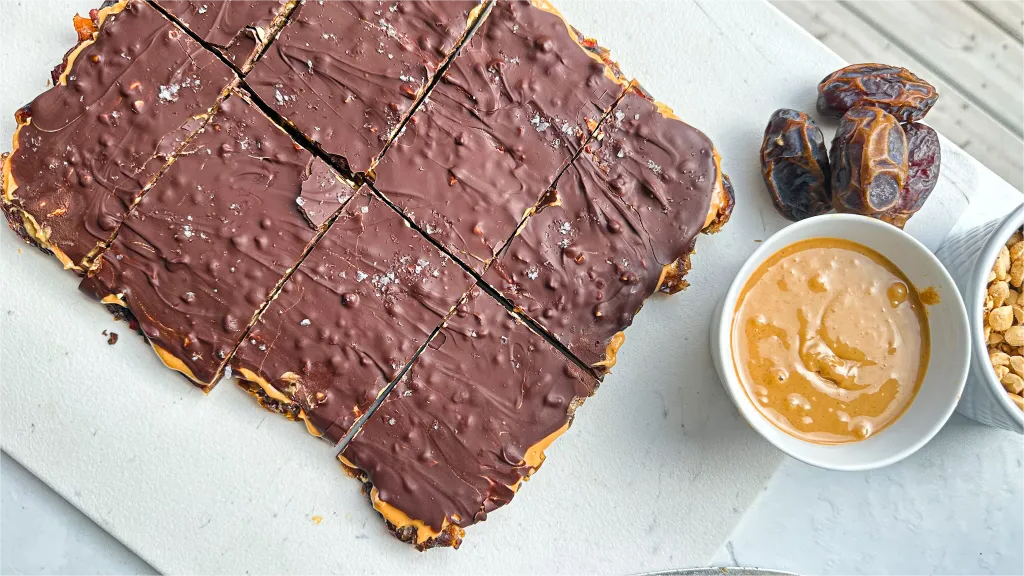 date-snickers