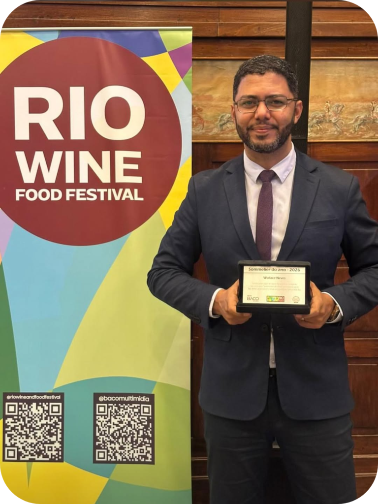 Head Sommelier do Bigmais é eleito Melhor Sommelier do Ano de 2026 1 SaveClip.App 709863919 18050567765771970 4444340985347758854 n modified
